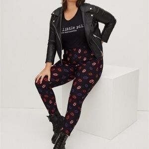 Torrid Black Leggings with Red and Purple Lip Print